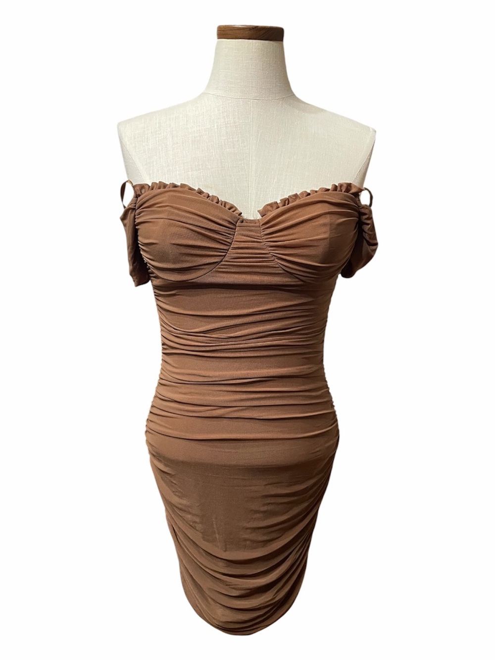 •Ruched Off-Shoulder Bodycon Dress in Brown